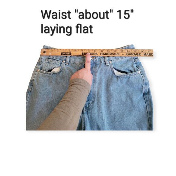 KOTN Unisex Lightwash Denim Jeans Size 10 Relaxed Fit 100% Cotton Barrel Leg - Picture 5 of 15